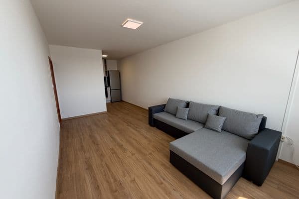 Prenájom bytu 2-izbový 43 m², Mnichovická, Praha Prenájom bytu 2-izbový 43 m², Mnichovická, Praha
