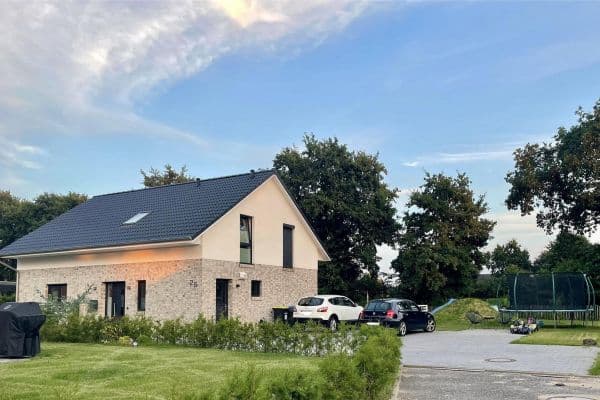 Predaj domu 147 m², pozemek 781 m², Hennstedt Predaj domu 147 m², pozemek 781 m², Hennstedt