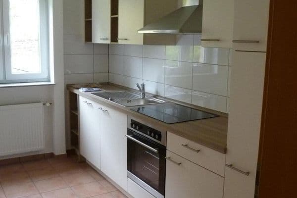 Prenájom bytu 3-izbový 68 m², Höfen an der Enz Prenájom bytu 3-izbový 68 m², Höfen an der Enz