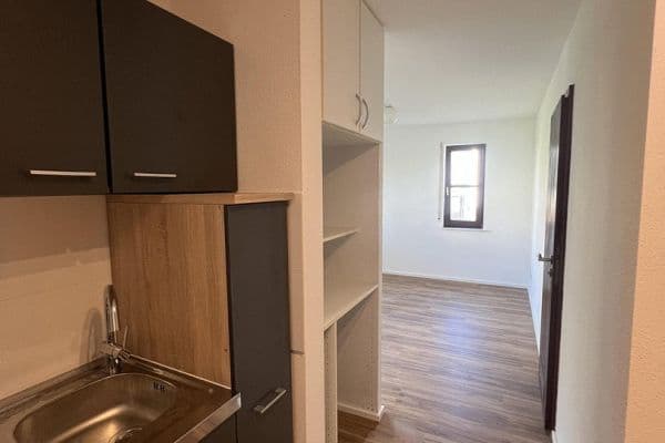 Prenájom bytu 1-izbový 26 m², Silcherstraße 3, Bad Rappenau Prenájom bytu 1-izbový 26 m², Silcherstraße 3, Bad Rappenau