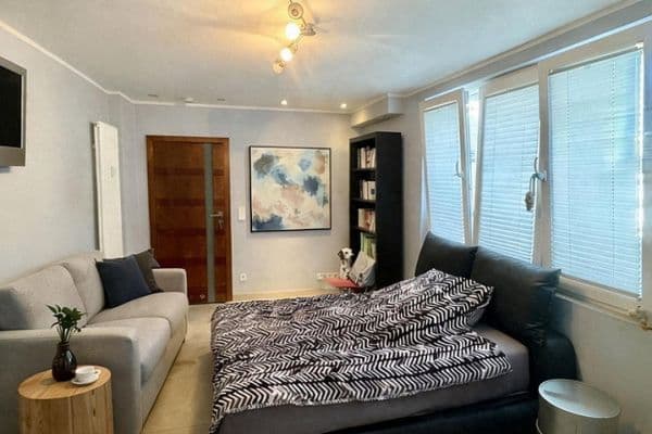 Prenájom bytu 3-izbový 131 m², Pulheim Prenájom bytu 3-izbový 131 m², Pulheim