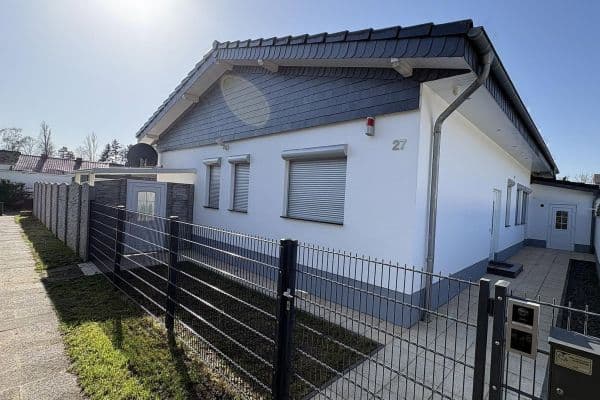 Predaj domu 116 m², pozemek 478 m², Rosengarten 27, Neuwied Predaj domu 116 m², pozemek 478 m², Rosengarten 27, Neuwied
