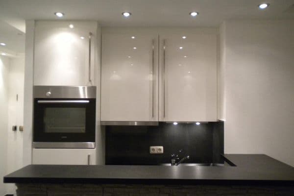 Prenájom bytu 1-izbový 30 m², Düsseldorf, Severné Porýnie - Westfálsko Prenájom bytu 1-izbový 30 m², Düsseldorf, Severné Porýnie - Westfálsko