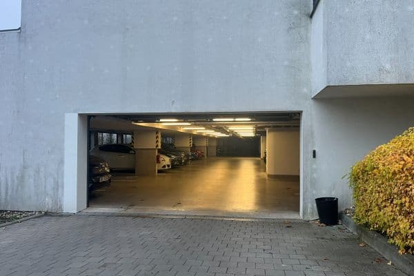 Prenájom garáže 14 m², Markůvky, Brno Prenájom garáže 14 m², Markůvky, Brno
