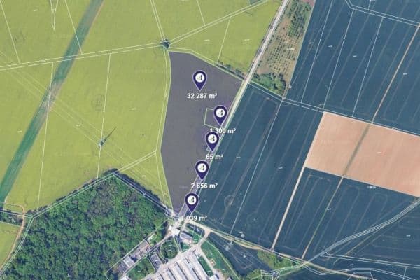 Predaj pozemku 18.674 m², Moravany Predaj pozemku 18.674 m², Moravany