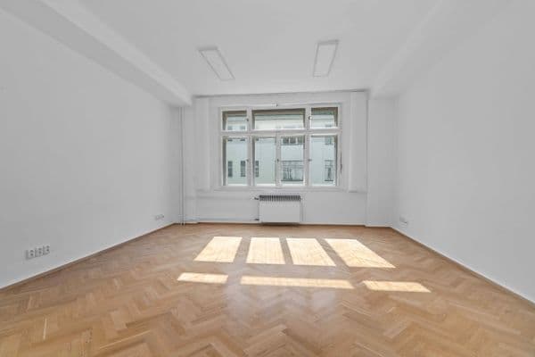 Prenájom kancelárie 31 m², Vodičkova, Praha Prenájom kancelárie 31 m², Vodičkova, Praha