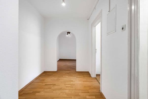 Prenájom bytu 4-izbový 74 m², Hof Prenájom bytu 4-izbový 74 m², Hof