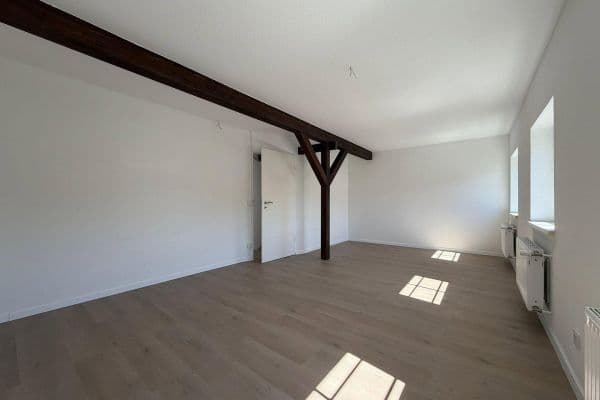 Prenájom bytu 3-izbový 85 m², Schneiderstraße 21, Eberswalde, Brandenbursko Prenájom bytu 3-izbový 85 m², Schneiderstraße 21, Eberswalde, Brandenbursko