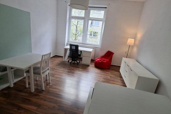 Prenájom bytu 1-izbový 21 m², Schwalbacher Straße 22, Frankfurt am Main, Hesensko Prenájom bytu 1-izbový 21 m², Schwalbacher Straße 22, Frankfurt am Main, Hesensko