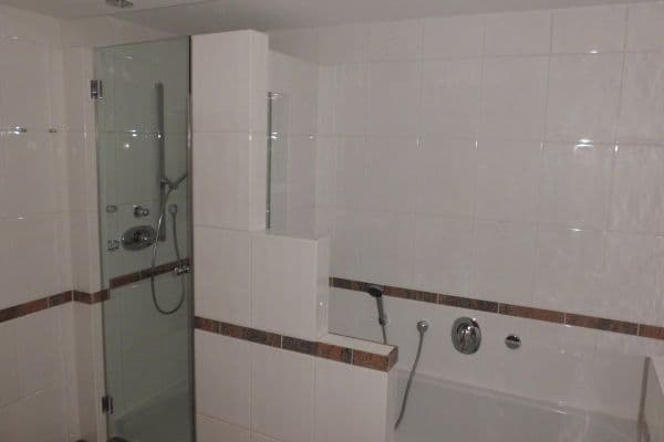 Prenájom bytu 4-izbový 115 m², Filderstadt Prenájom bytu 4-izbový 115 m², Filderstadt