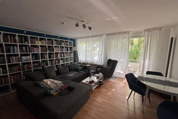 Prenájom bytu 3-izbový 82 m², Paracelsusstraße 7, Bonn, Severné Porýnie - Westfálsko Prenájom bytu 3-izbový 82 m², Paracelsusstraße 7, Bonn, Severné Porýnie - Westfálsko