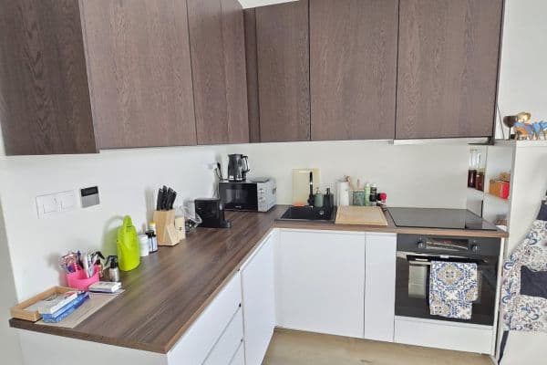 Prenájom bytu 2-izbový 54 m², Pod Kotlaskou, Praha Prenájom bytu 2-izbový 54 m², Pod Kotlaskou, Praha