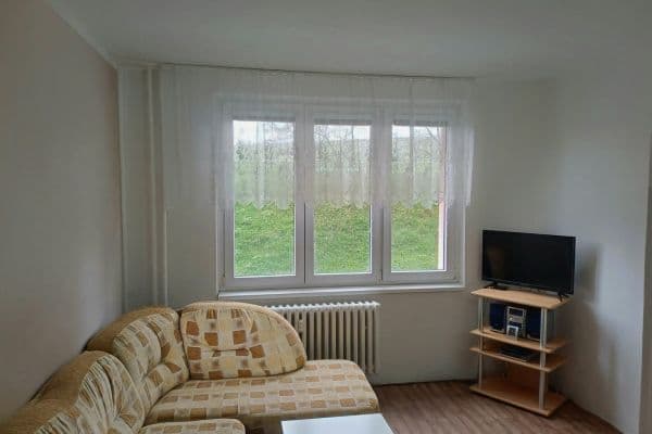 Prenájom bytu 2-izbový 35 m², Sídliště, Kovářská Prenájom bytu 2-izbový 35 m², Sídliště, Kovářská