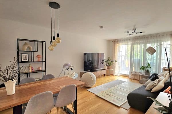 Predaj bytu 3-izbový 83 m², Türkenstr. 29c, München, Bavorsko Predaj bytu 3-izbový 83 m², Türkenstr. 29c, München, Bavorsko
