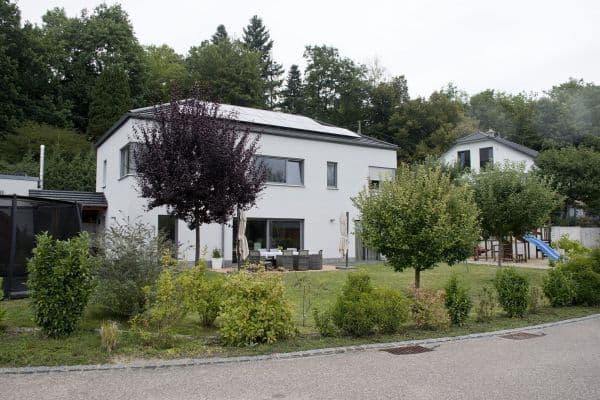 Predaj domu 204 m², pozemek 928 m², Kaffeeberg 32, Gablingen Predaj domu 204 m², pozemek 928 m², Kaffeeberg 32, Gablingen