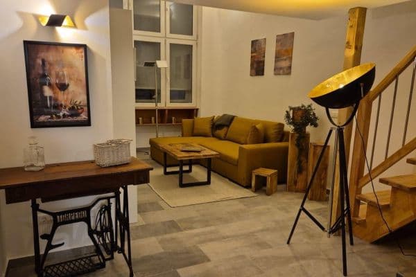 Prenájom bytu 2-izbový 55 m², Karlsruhe Prenájom bytu 2-izbový 55 m², Karlsruhe