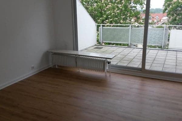 Prenájom bytu 3-izbový 97 m², Bad Salzuflen Prenájom bytu 3-izbový 97 m², Bad Salzuflen