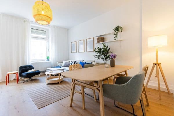 Prenájom bytu 2-izbový 60 m², Bleichstrasse 39, Wiesbaden, Hesensko Prenájom bytu 2-izbový 60 m², Bleichstrasse 39, Wiesbaden, Hesensko