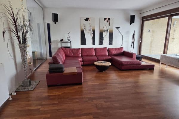 Predaj domu 229 m², pozemek 836 m², Berlin - Rudow Predaj domu 229 m², pozemek 836 m², Berlin - Rudow