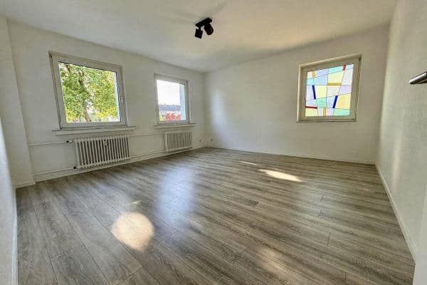 Prenájom bytu 2-izbový 59 m², Waldecker Str. 9, Duisburg Prenájom bytu 2-izbový 59 m², Waldecker Str. 9, Duisburg