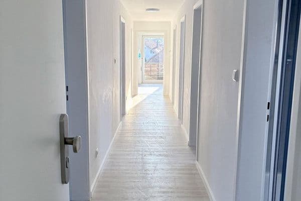 Prenájom bytu 3-izbový 82 m², Deizisau Prenájom bytu 3-izbový 82 m², Deizisau