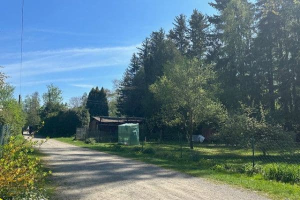 Predaj pozemku 600 m², Am Krebsbach 63 ( mittleres Grundstück ), Karlsfeld, Bavorsko Predaj pozemku 600 m², Am Krebsbach 63 ( mittleres Grundstück ), Karlsfeld, Bavorsko