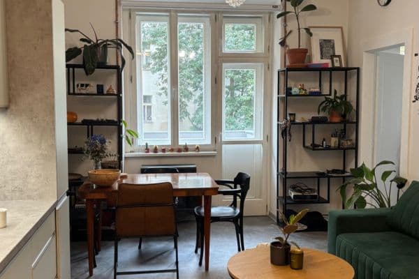 Predaj bytu 2-izbový 44 m², Sportovní, Praha Predaj bytu 2-izbový 44 m², Sportovní, Praha