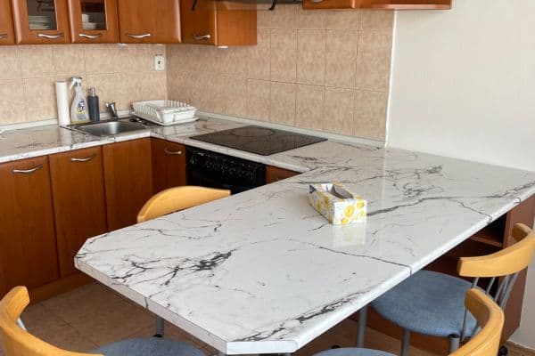 Prenájom bytu 2-izbový 39 m², Na Domovině, Praha Prenájom bytu 2-izbový 39 m², Na Domovině, Praha