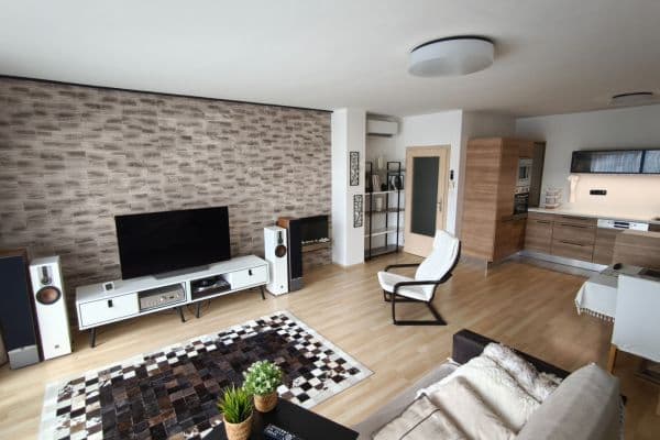 Predaj bytu 2-izbový 82 m², Na Harfě, Praha, Praha Predaj bytu 2-izbový 82 m², Na Harfě, Praha, Praha