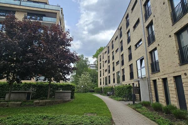 Prenájom bytu 4-izbový 101 m², Walddörferstraße, Hamburg Prenájom bytu 4-izbový 101 m², Walddörferstraße, Hamburg