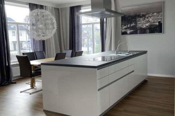 Prenájom bytu 3-izbový 97 m², Freisinger Str. 5, Ilmmünster, Bavorsko Prenájom bytu 3-izbový 97 m², Freisinger Str. 5, Ilmmünster, Bavorsko