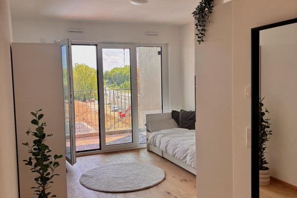 Prenájom bytu 1-izbový 25 m², Otto-Hahn-Straße 40, Regensburg, Bavorsko Prenájom bytu 1-izbový 25 m², Otto-Hahn-Straße 40, Regensburg, Bavorsko