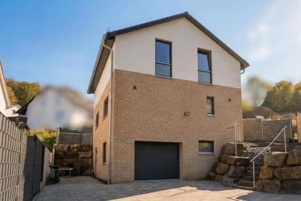 Predaj domu 148 m², pozemek 376 m², Ennepetal Predaj domu 148 m², pozemek 376 m², Ennepetal
