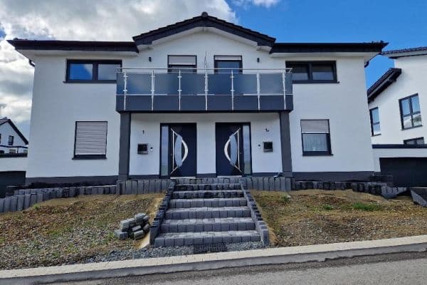 Prenájom domu 140 m², pozemek 180 m², Sängertshöhe, Nümbrecht Prenájom domu 140 m², pozemek 180 m², Sängertshöhe, Nümbrecht