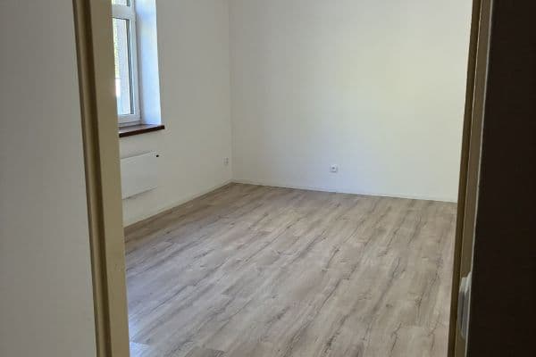 Prenájom bytu 2-izbový 52 m², Postupice, Středočeský kraj Prenájom bytu 2-izbový 52 m², Postupice, Středočeský kraj