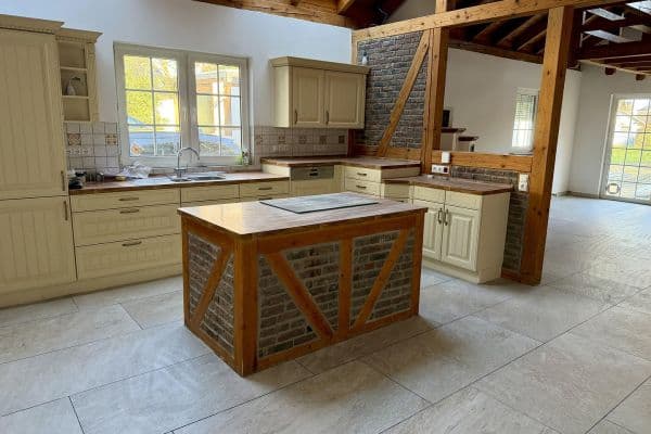 Prenájom bytu 2-izbový 99 m², Euskirchen Prenájom bytu 2-izbový 99 m², Euskirchen