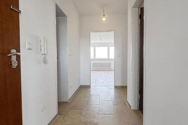 Prenájom bytu 3-izbový 85 m², Isarstraße 26, Regensburg, Bavorsko Prenájom bytu 3-izbový 85 m², Isarstraße 26, Regensburg, Bavorsko