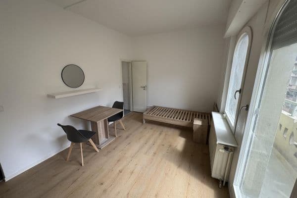 Prenájom bytu 1-izbový 23 m², Mannheim, Bádensko-Wurttembersko Prenájom bytu 1-izbový 23 m², Mannheim, Bádensko-Wurttembersko
