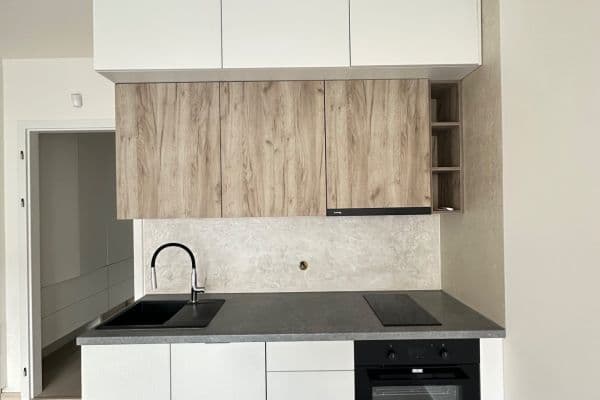 Prenájom bytu 1-izbový 36 m², Bukačova, Praha Prenájom bytu 1-izbový 36 m², Bukačova, Praha