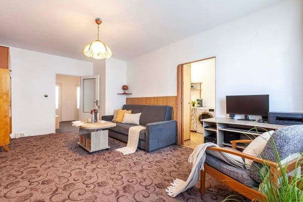 Predaj bytu 3-izbový 78 m², V Remízku, Praha Predaj bytu 3-izbový 78 m², V Remízku, Praha