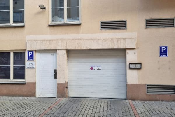 Prenájom garáže 12 m², Zápy Prenájom garáže 12 m², Zápy
