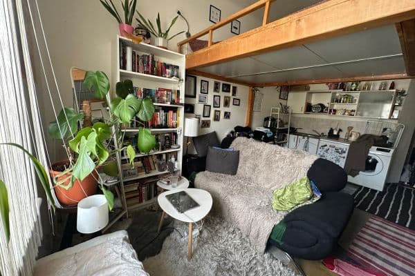 Prenájom bytu 1-izbový 20 m², Minská, Praha Prenájom bytu 1-izbový 20 m², Minská, Praha