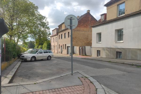Predaj pozemku 191 m², Nad Koupalištěm, Praha Predaj pozemku 191 m², Nad Koupalištěm, Praha