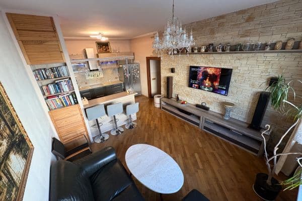 Predaj bytu 3-izbový 78 m², 5. května, Praha Predaj bytu 3-izbový 78 m², 5. května, Praha