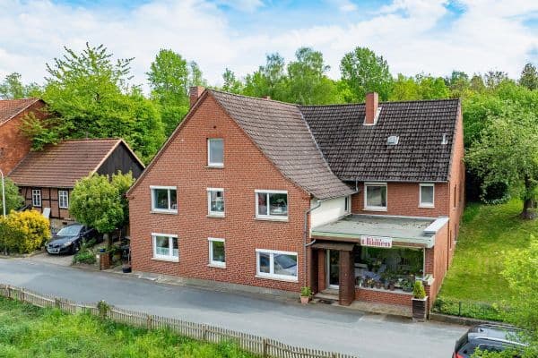 Predaj domu 231 m², pozemek 3.099 m², Rinteln Predaj domu 231 m², pozemek 3.099 m², Rinteln
