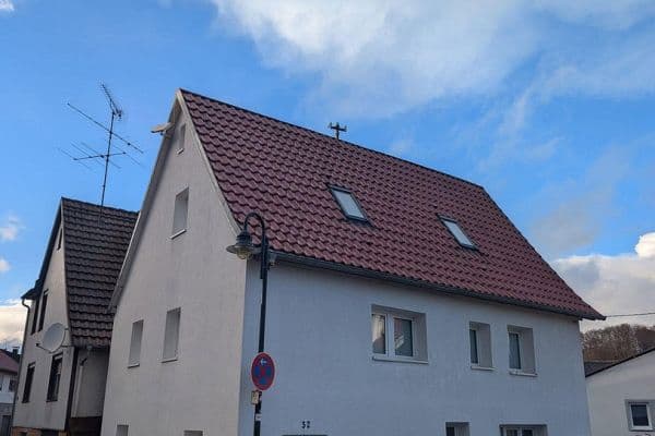 Predaj domu 100 m², pozemek 109 m², Ermstalstraße 32, Münsingen-Trailfingen Predaj domu 100 m², pozemek 109 m², Ermstalstraße 32, Münsingen-Trailfingen