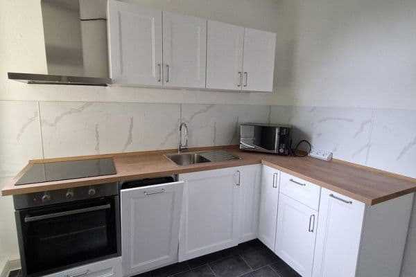Prenájom bytu 2-izbový 47 m², Sommerlindenstraße 7, Leipzig, Sasko Prenájom bytu 2-izbový 47 m², Sommerlindenstraße 7, Leipzig, Sasko