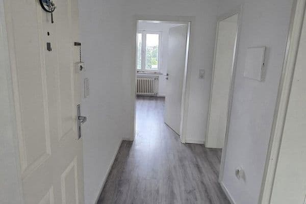 Prenájom bytu 3-izbový 110 m², Korschenbroich Prenájom bytu 3-izbový 110 m², Korschenbroich
