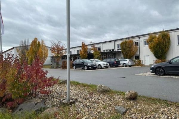 Prenájom nebytového priestoru 7.800 m², Plattling Prenájom nebytového priestoru 7.800 m², Plattling