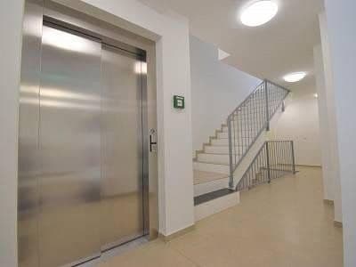 Prenájom bytu 3-izbový 54 m², Oberlaaer Straße 85, Wien, Viedeň Prenájom bytu 3-izbový 54 m², Oberlaaer Straße 85, Wien, Viedeň